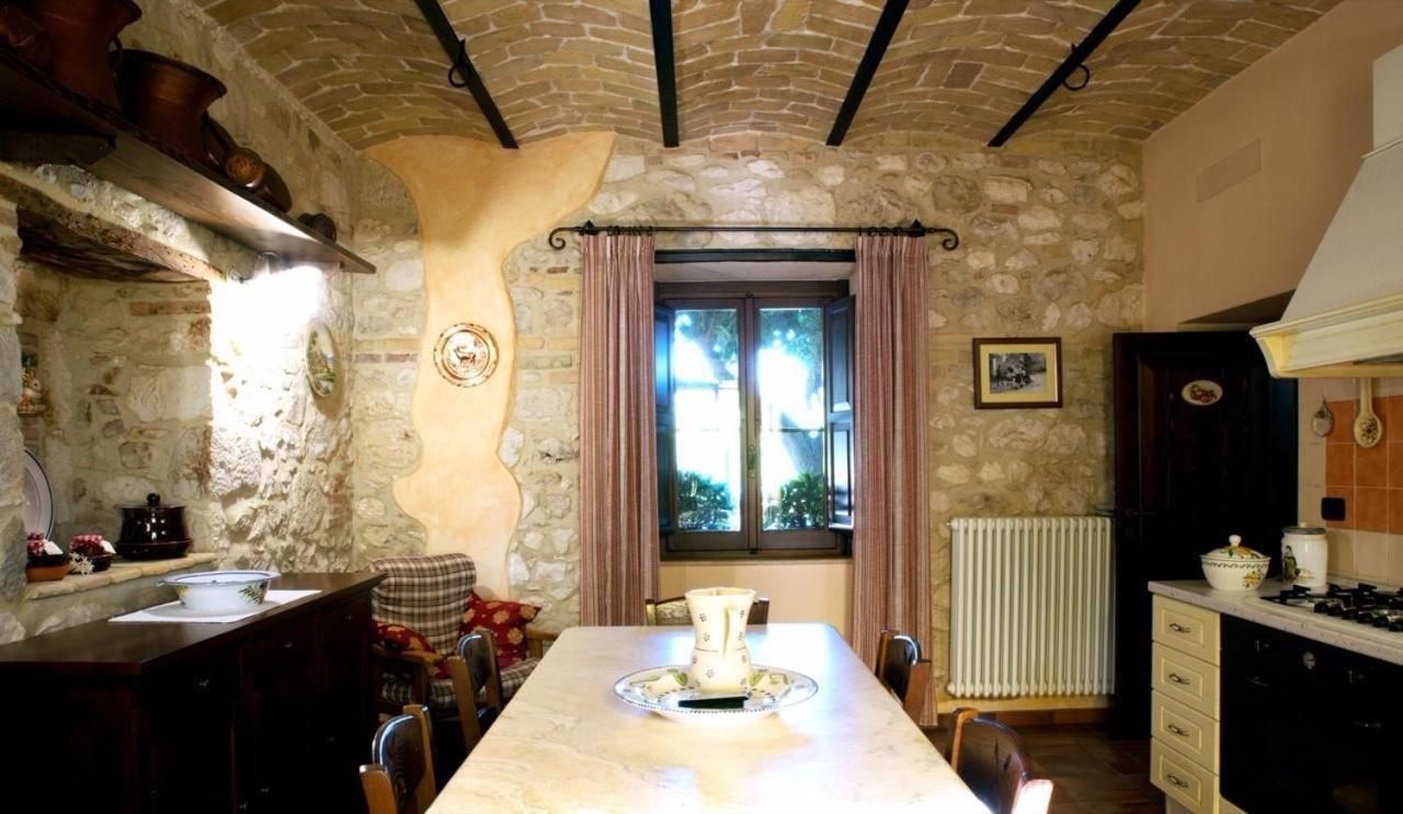 Agriturismo Il Casolare Di Nonno Mario 마노펠로 외부 사진